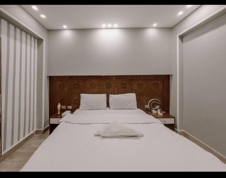 Queen Cleopatra View Hotel Kafrat al Jabal ภายนอก รูปภาพ
