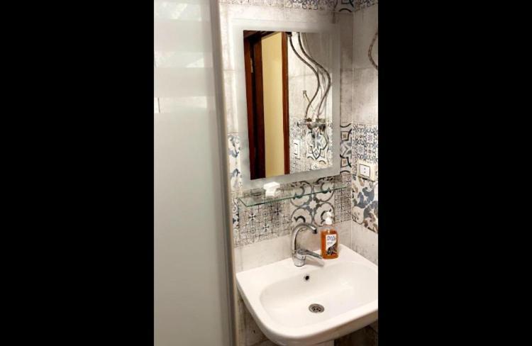 Queen Cleopatra View Hotel Kafrat al Jabal ภายนอก รูปภาพ
